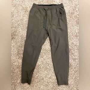 Lulu Lemon Joggers - L
